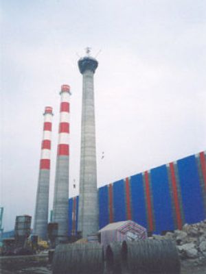 210m滑模烟囱